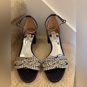 Badgley Mishka Women's Jeweled Kitten Heel Sandals Black & Silver Sparkle 5.5